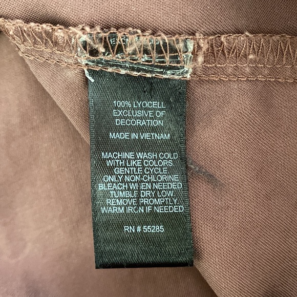 Express Lace Front Poet Shirt - Picture 7 of 8